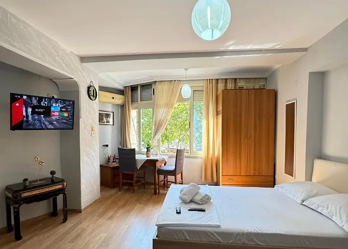 Tirana Centre Lions Gate 9 Apartment